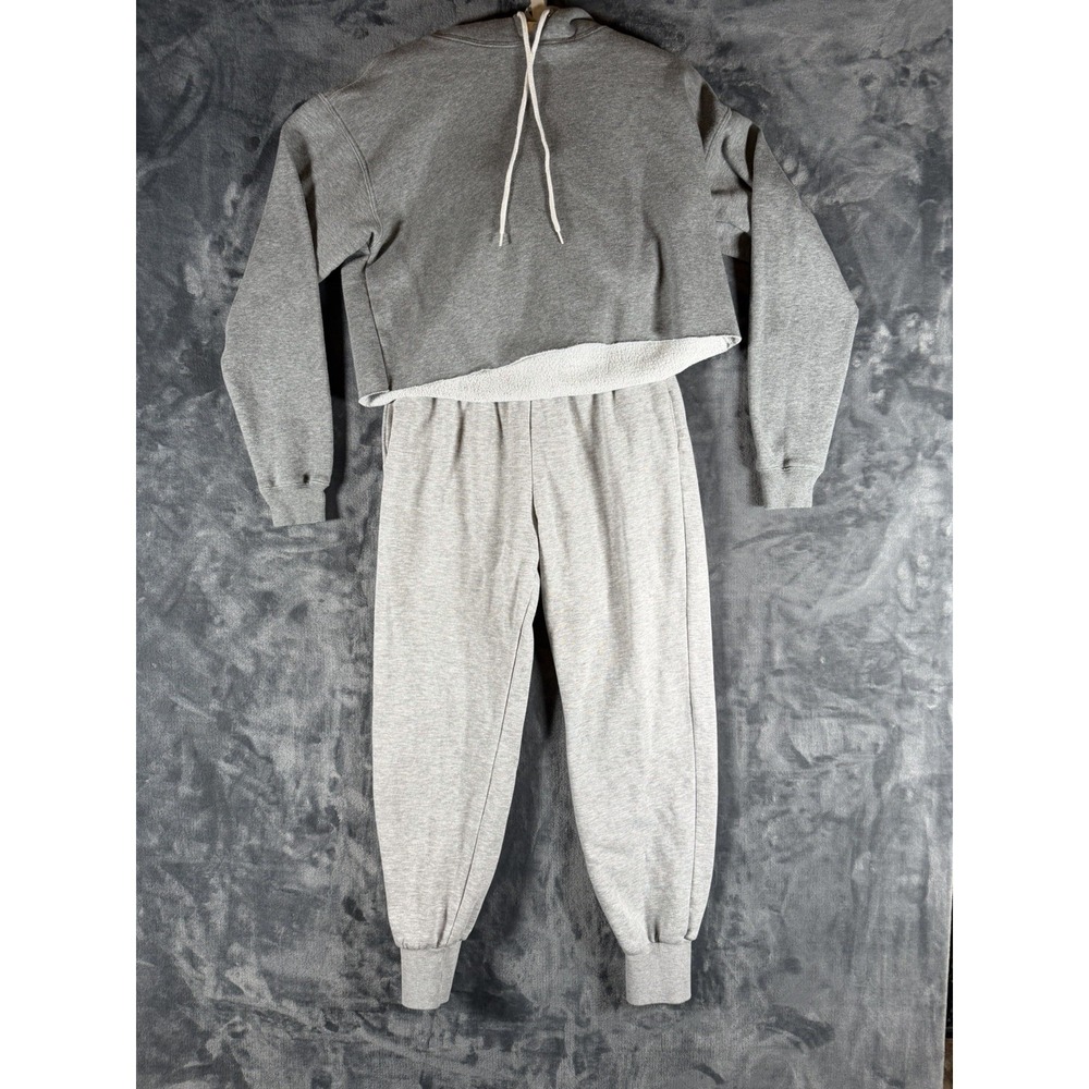 Gray Sweat Set Wild Fable Cropped Hoodie H&M Divided Pants Both Sml